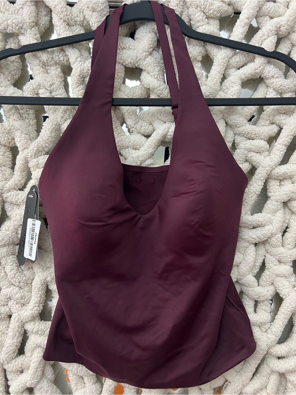 NIKE SKIMS SHINE V-NECK TANK NWT - CURRANT